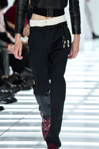 Look 123